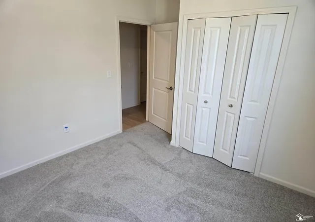 Listing Photo 4 - Condo for sale in building located at 807 Plum Vlg Dr, Monroe, MI 48161 - Unit #57