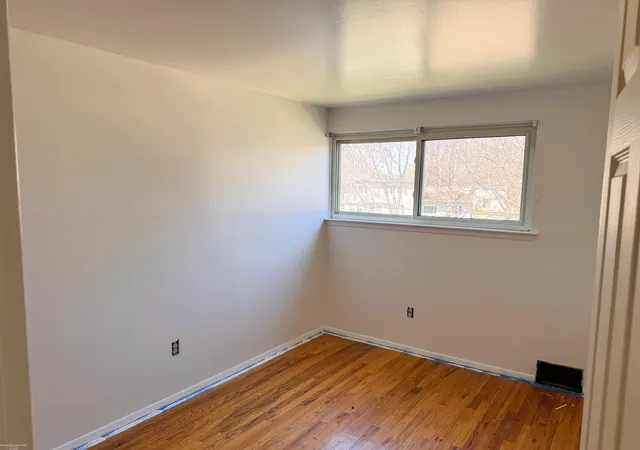 Listing Photo 4 - Condo for sale in building located at 8764 Kaltz Ave, Center Line, MI 48015