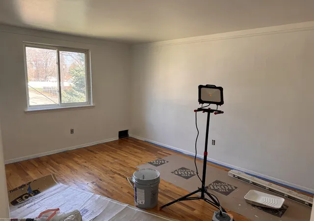 Listing Photo 5 - Condo for sale in building located at 8764 Kaltz Ave, Center Line, MI 48015