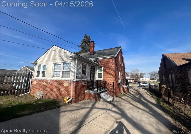 Photo 3 of Single family home for sale at 20411 Washburn St, Detroit, MI 48221 | MLS# 20261023311 | Listing updated on 2026-09-10