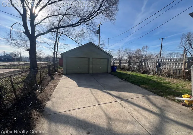 Photo 3 of Single family home for sale at 20411 Washburn St, Detroit, MI 48221 | MLS# 20261023311 | Listing updated on 2026-09-10