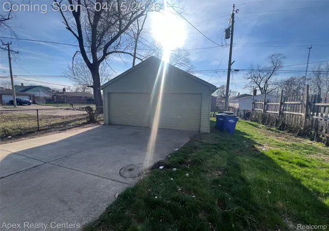 Photo 4 of Single family home for sale at 20411 Washburn St, Detroit, MI 48221 | MLS# 20261023311 | Listing updated on 2026-09-10