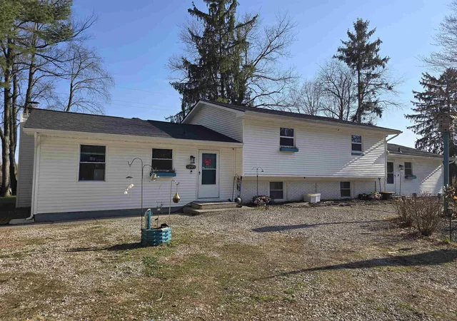 5th image of 12573 Spruce Ln, Perry, MI 48872 | MLS# 60050203728