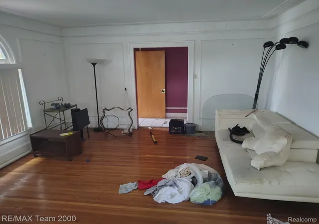 Listing Photo 4 - Condo for sale in building located at 8700 Dexter Ave, Detroit, MI 48206