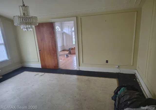 Listing Photo 5 - Condo for sale in building located at 8700 Dexter Ave, Detroit, MI 48206
