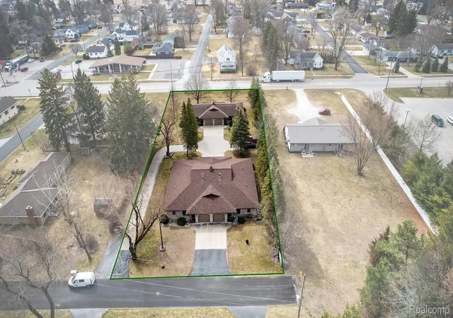 2nd image of 600 Thomas St, Hemlock, MI 48626 | MLS# 20261023438