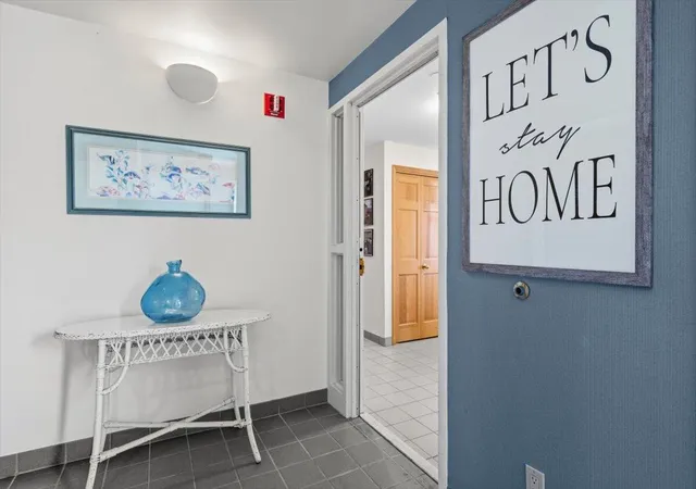 4th image of 230 Water St #2, Saint Joseph, MI 49085 | MLS# 69026014369