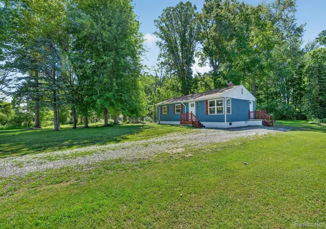 3rd image of 2185 N Channel Dr, Harsens Island, MI 48028 | MLS# 20261023611