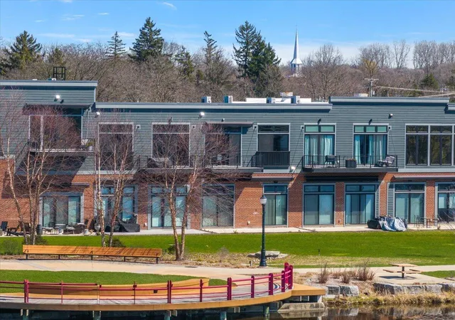 1st image of 220 King St #10, Lowell, MI 49331 | MLS# 65026014467