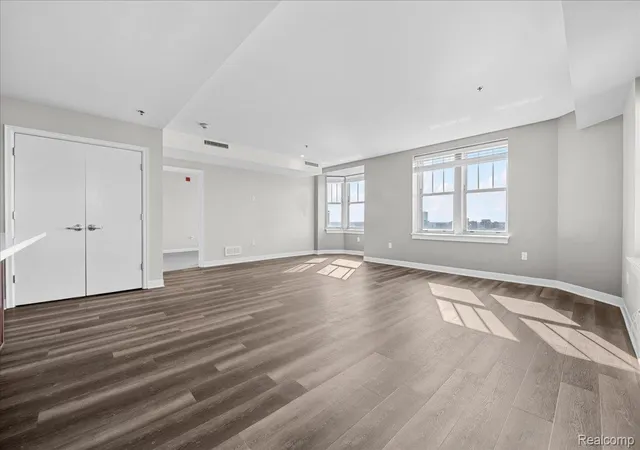 4th image of 525 W Lafayette Blvd #16D, Detroit, MI 48226 | MLS# 20261023632