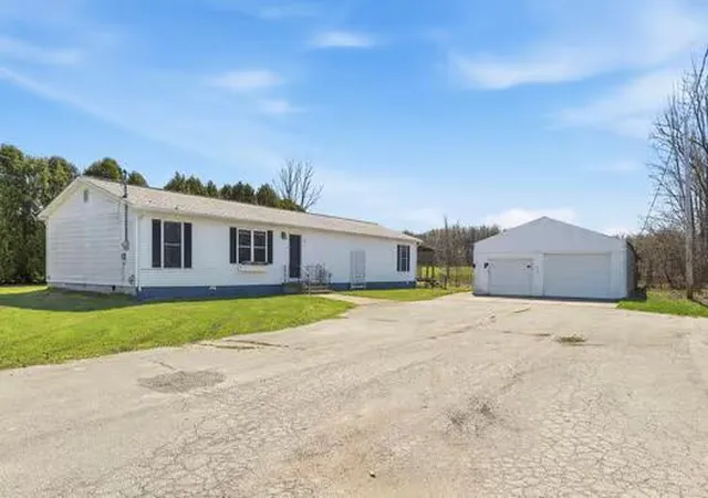 1st image of 68715 66th Ave, Watervliet, MI 49098 | MLS# 69026014492