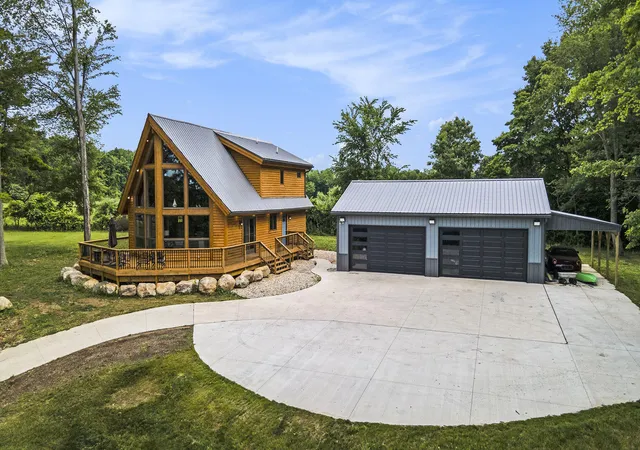 3rd image of 12349 N Sherman Lake Dr, Augusta, MI 49012 | MLS# 66026014657