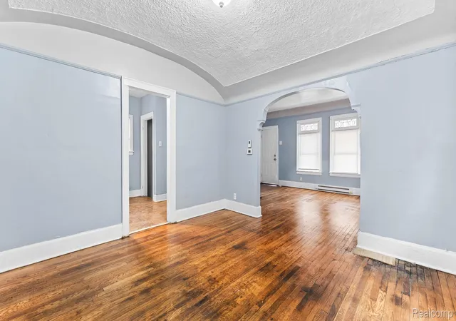 3rd image of 2962 Fullerton, Detroit, MI 48238 | MLS# 20261023934