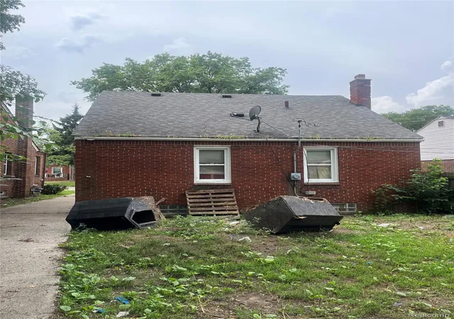 Photo 3 of Single family home for sale at 19338 Waltham St, Detroit, MI 48205 | MLS# 20261023989 | Listing updated on 2026-07-06