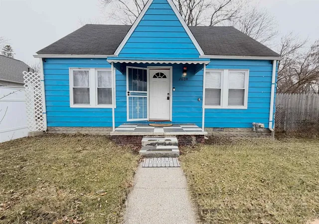 Photo 1 of Single family home for sale at 2604 Owen St, Saginaw, MI 48601 | MLS# 61050203966 | Listing updated on 2026-07-01