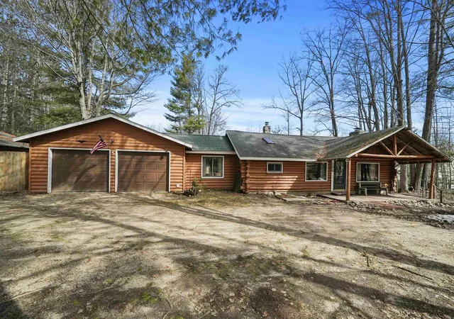 Photo 1 of Single family home for sale at 156 Elm Blvd, Cadillac, MI 49601 | MLS# 78080066702 | Listing updated on 2026-09-11