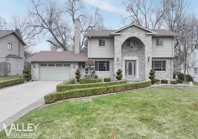1st image of 5320 N Nottingham Dr, Saginaw, MI 48603 | MLS# 61050204002