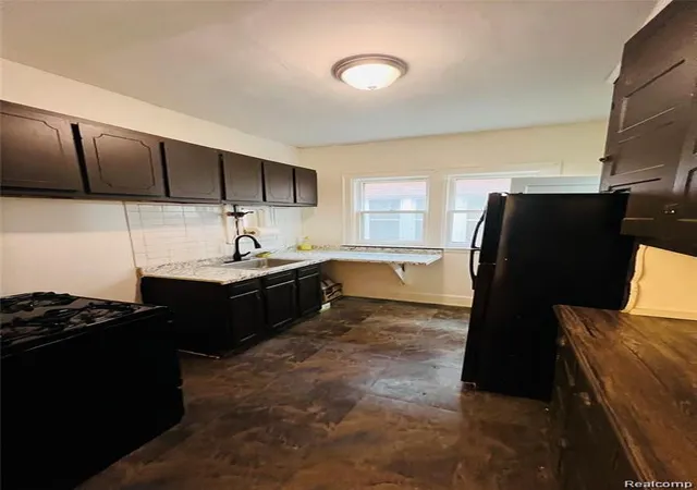 5th image of 2919 Fullerton St, Detroit, MI 48238 | MLS# 20261024048