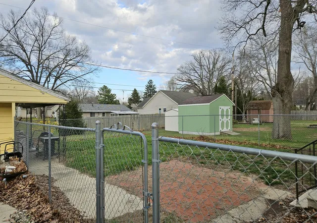 Homes for sale in New Buffalo, MI | 209 S Marshall St, New Buffalo, MI 49117 | MLS# 69026014833