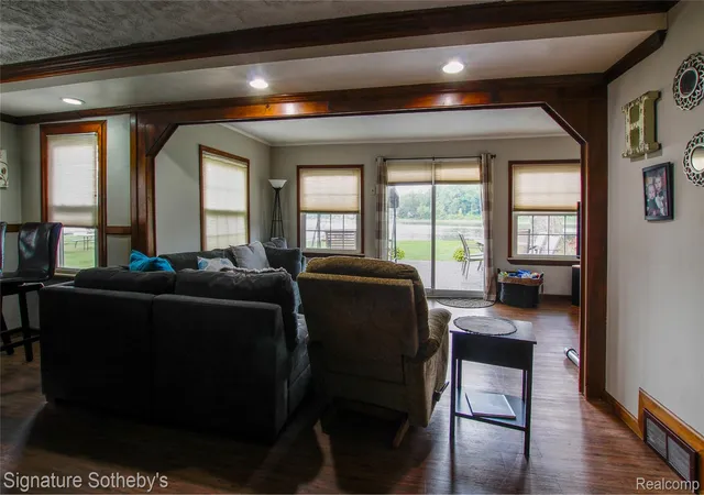 5th image of 9393 Boncrest St, Commerce Township, MI 48382 | MLS# 20261024175