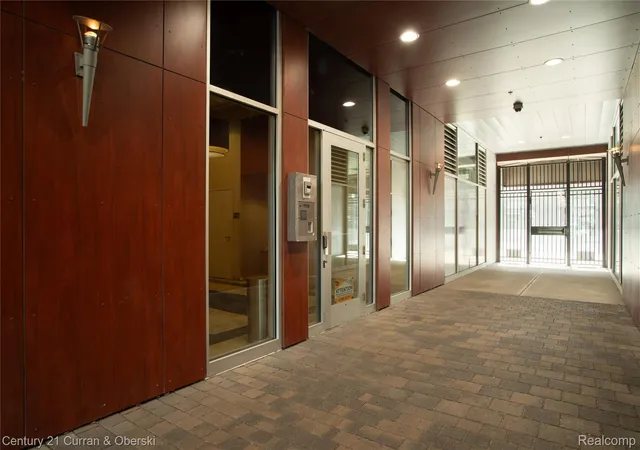 Photo 4 of Condo for sale at 3670 Woodward Ave #303, Detroit, MI 48201 | MLS# 20261024178 | Listing updated on 2026-09-09