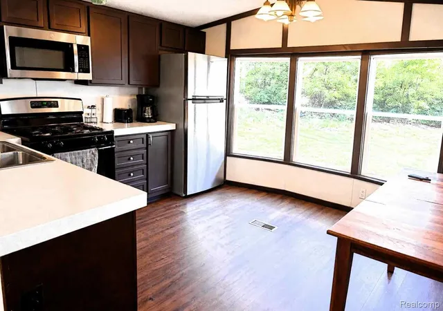 Photo 4 of Single family home for sale at 1125 Oakwood St, Beaverton, MI 48612 | MLS# 20261024283 | Listing updated on 2026-07-06