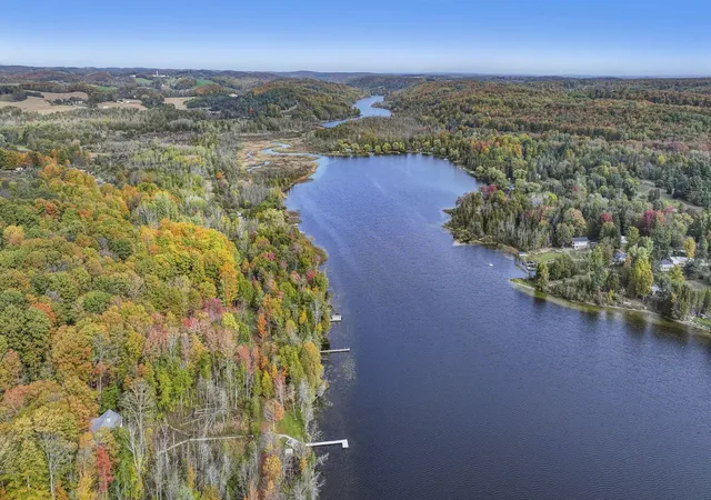 5th image of 4944 Benway Ln, Central Lake, MI 49622 | MLS# 78080066823