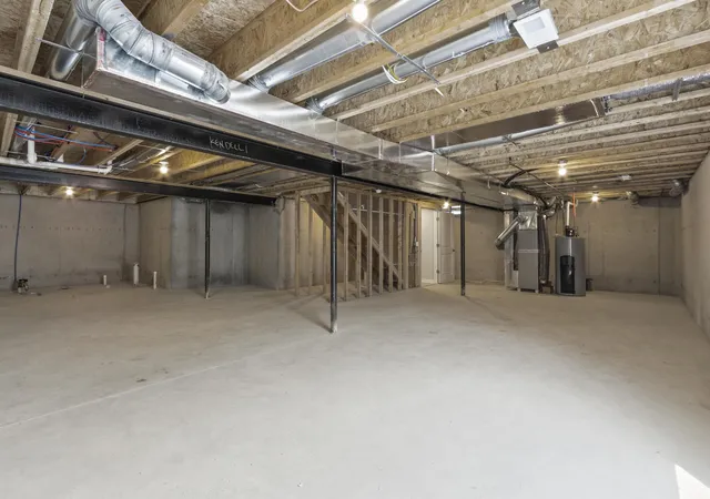 2nd image of 31529 Augusta Dr, Romulus, MI 48174
