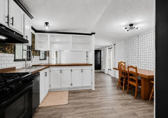Photo 3 of Single family home for sale at 2864 Dornick Dr, Hudsonville, MI 49426 | MLS# 65026014942 | Listing updated on 2026-08-01