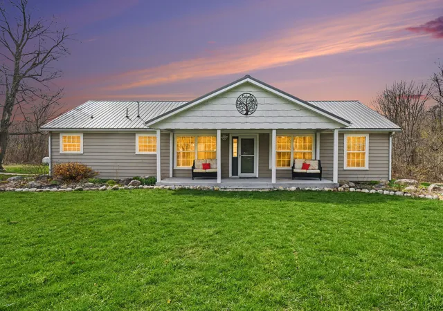 Homes for sale in Coloma, MI | 45284 Co Rd 703, Coloma, MI 49038 | MLS# 69026014978