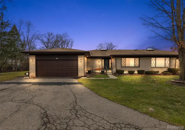 Photo 1 of Condo for sale at 24011 Wildbrook Ct, Southfield, MI 48034 | MLS# 20261024486 | Listing updated on 2026-10-29