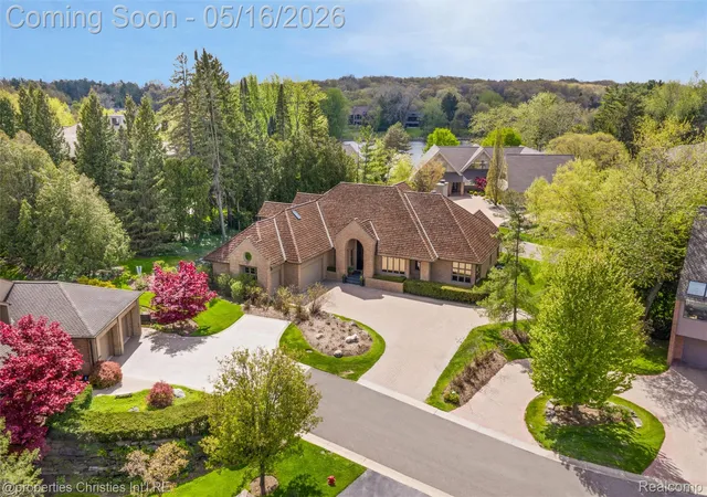 Condo for sale at 4712 Buckby Cross, Bloomfield Hills, MI 48302 | MLS# 20261024488
