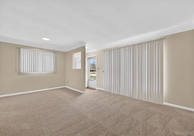 4th image of 28901 W Chicago St, Livonia, MI 48150 | MLS# 20261024508