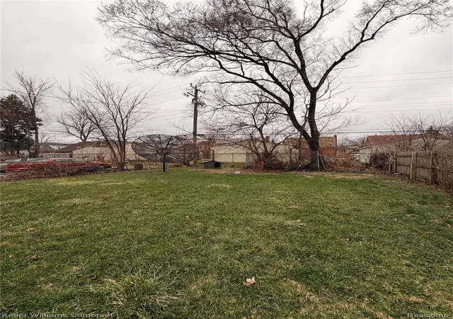 3rd image of 13554 Grandmont Ave, Detroit, MI 48227 | MLS# 20261024527