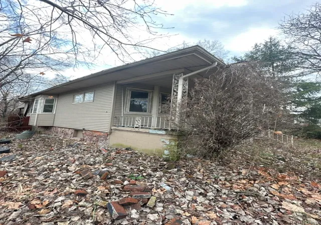 Photo 2 of Single family home for sale at 189 Richton St, Highland Park, MI 48203 | MLS# 20261024564 | Listing updated on 2026-09-09