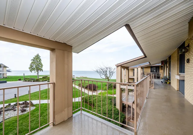 3rd image of 4150 Ridge Rd #4, Stevensville, MI 49127 | MLS# 69026015050