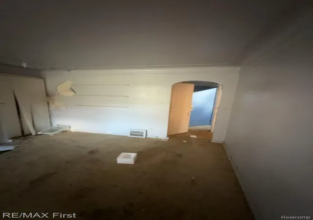 3rd image of 9536 Minock St, Detroit, MI 48228 | MLS# 20261024610