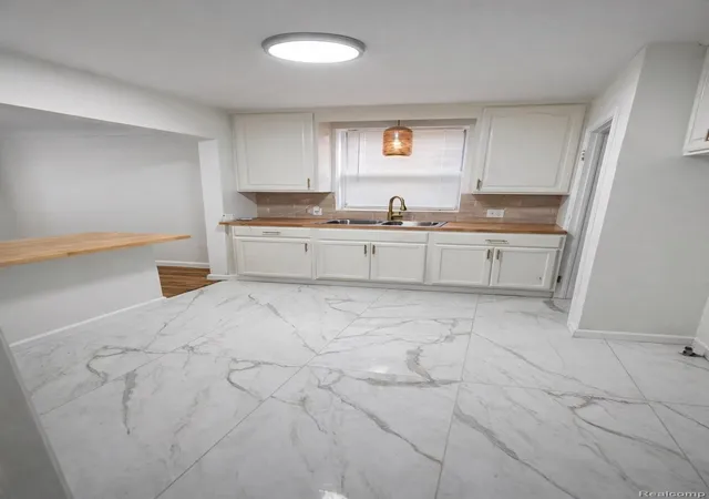 Photo 2 of Single family home for sale at 9759 Manistique St, Detroit, MI 48224 | MLS# 20261024685 | Listing updated on 2026-09-16