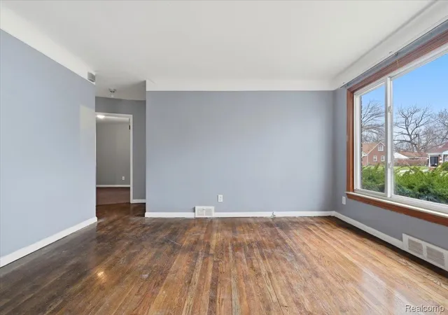2nd image of 9193 Rutherford St, Detroit, MI 48228 | MLS# 20261024700