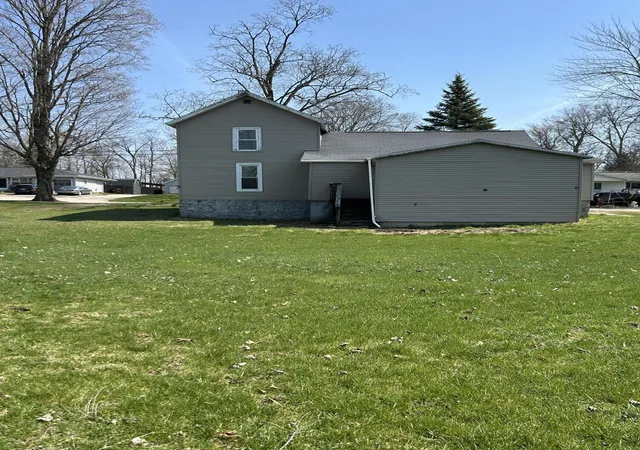 Homes for sale in Hudson, MI | 714 N Maple Grove Ave, Hudson, MI 49247 | MLS# 81026015198