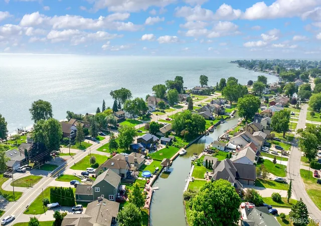 5th image of 39611 Lakeshore Dr, Harrison Township, MI 48045 | MLS# 20261024936