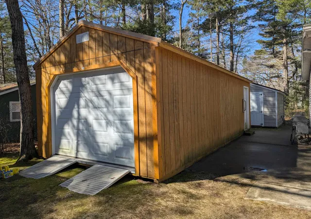 3rd image of 5150 E Michigan Ave, Au Gres, MI 48703 | MLS# 77080066893