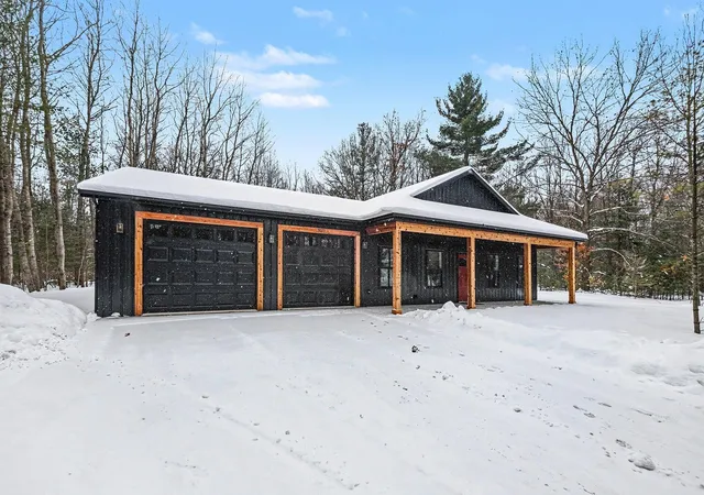 1st image of 10262 S Sheridan Rd, Fenwick, MI 48834 | MLS# 65026015288