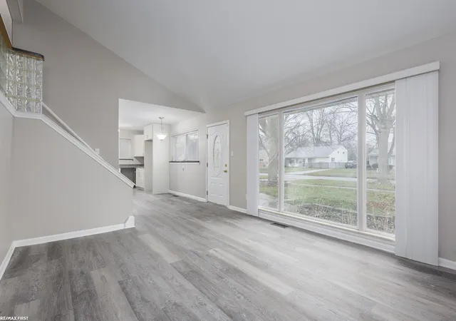 Photo 4 of Single family home for sale at 36024 Weideman St, Clinton Township, MI 48035 | MLS# 58050204294 | Listing updated on 2026-06-08