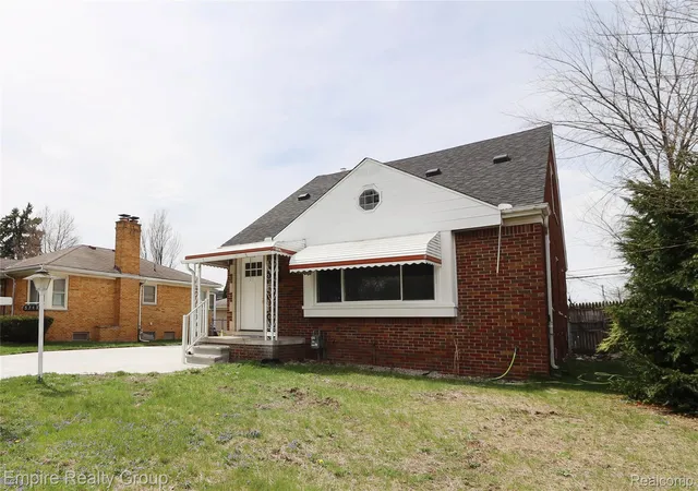 2nd image of 5743 N Highland St, Dearborn Heights, MI 48127 | MLS# 20261025149