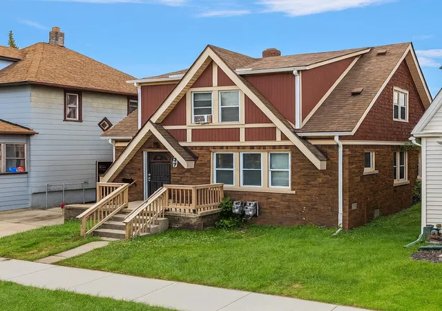 Listing Photo 2 - Condo for sale in building located at 37 W Woodward Ave, Ecorse, MI 48229