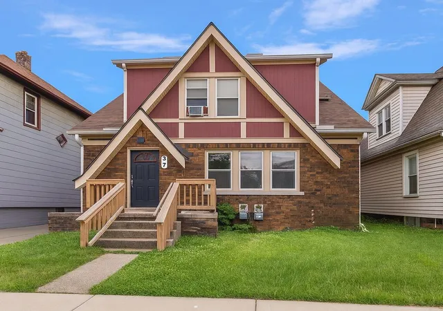 Listing Photo 3 - Condo for sale in building located at 37 W Woodward Ave, Ecorse, MI 48229