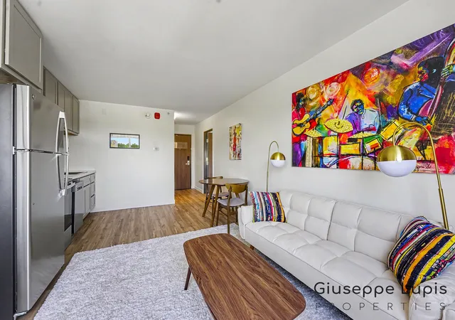 3rd image of 3333 28th St SE, Grand Rapids, MI 49512