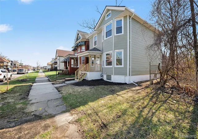 3rd image of 3493 Baldwin St, Detroit, MI 48214 | MLS# 20261025202
