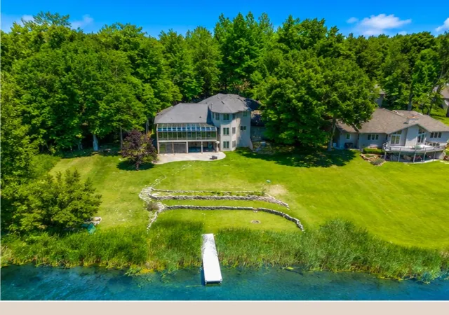 2nd image of 9613 Fawn Ridge Rd, Stanwood, MI 49346 | MLS# 65026015405